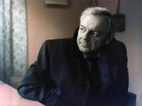 Кадр из фильма 'Красная стрела', СССР, 1986. На фо