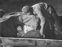 Кадр из фильма 'Дорога уходит вдаль', СССР, 1959. 