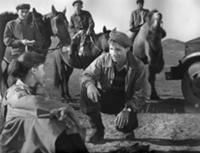 Кадр из фильма 'Дорога уходит вдаль', СССР, 1959. 