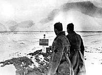 Mass grave of Russian soldiers, Stalingrad front, 