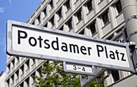 Germany, Berlin, Mitte, Potsdamer Platz street sig