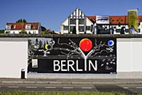 Germany, Berlin, The East Side Gallery, a 1.3  km 