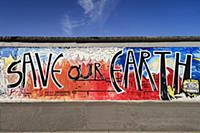 Germany, Berlin, The East Side Gallery, a 1.3  km 