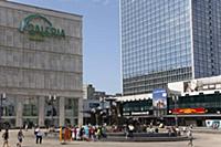 Germany, Berlin, Mitte, Fountain in Alexanderplatz