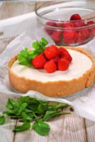 Чизкейк с клубникой