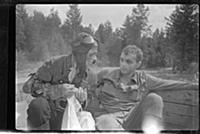 Кадры из фильма «Живые и мертвые», 1 серия (1963).