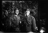 Кадры из фильма «Живые и мертвые», 1 серия (1963).