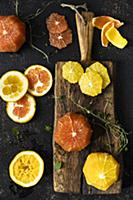 Oranges and blood oranges in slices