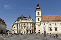 ROMANIA / Transylvania / Sibiu / Large Square / Ho