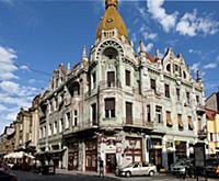 ROMANIA / Transylvania / Oradea / Republicii stree