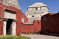PERU / Arequipa / Santa Catalina Monastery

© Ol