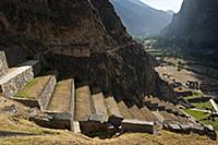 PERU / Cusco / Urubamba Valley / Ollantaytambo / A