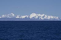 PERU / Puno / Lake Titicaca / Cordillera Real on t