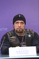 Александр Залдостанов («Хирург»)  на пресс-конфере