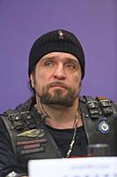 Александр Залдостанов («Хирург»)  на пресс-конфере