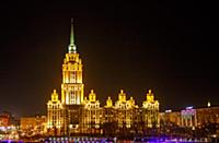Ночная Москва, вид на Москва реку.