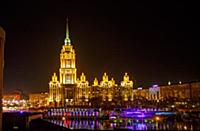 Ночная Москва, вид на Москва реку.