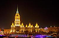 Ночная Москва, вид на Москва реку.