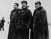 2336162 Mao Zedong among Zhou Enlai and Zhu De dur