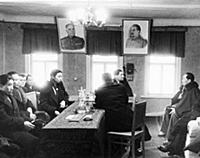 3904414 Mao Zedong Talks to Alperovich, Chairman o