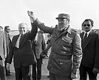 1148022 Mikhail Gorbachev And Fidel Castro At  Hav