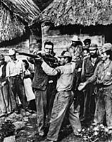 3903828 Fidel Castro Giving Rifle Instruction to N