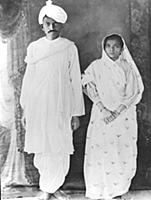 DND240833 Kasturba (1869-1944) and Mahatma Gandhi 