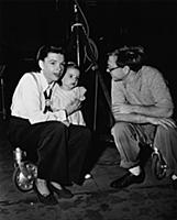 4063988 On The Set, Judy Garland With His Daughter