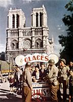 1753966 american GI\'s in front of Notre Dame cath