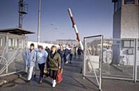 Fall of the Berlin Wall: residents of Berlin is cr