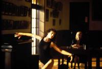 Кадры из фильма 'Танец-вспышка' (Flashdance). На ф