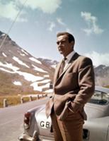Актёр Шон Коннери в роли агента 007 Джеймса Бонда 