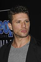 Райан Филипп на церемонии People Magazine Awards. 