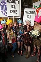 VIVIENNE WESTWOOD RED LABEL
backstage
London Fashi
