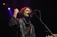 LONDON, ENGLAND - January 31: Richie Kotzen of 'Th