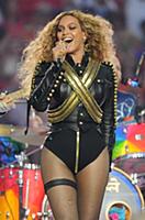 SAN FRANCISCO, CA - FEBRUARY 7: Beyonce, Chris Mar