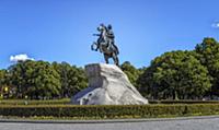 Monument to Peter the first. View the Bronze Horse