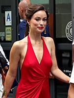 Olivia Wilde on the set of the HBO TV Show Rock 'N