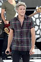 Niall Horan of One Direction performs on Good Morn