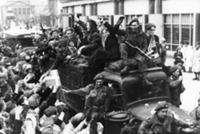 Вторая мировая война. На фото: британские парашюти