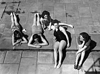 Young women sunbathing at Gravesend baths
4 May 1