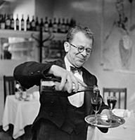 Stefan, the wine waiter at the de l'Elysee in Perc