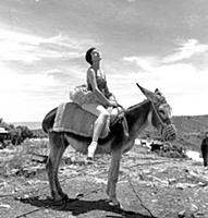 Photo by Ken Russell - June/July 1955
Teresa del 