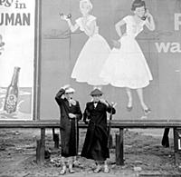 The Party Line
©2006 TopFoto/Ken Russell
Photo b