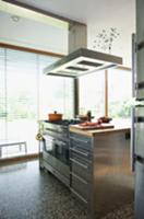 Stainless steel kitchen block with extractor hood 