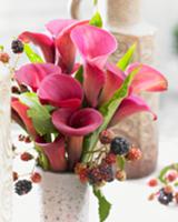 Summer bouquet with calla lilies (Ruby Sensation v