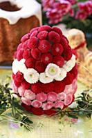 Arrangement of Bellis (Easter table decoration)