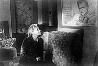Кадры из фильма «Жди меня» (1943)