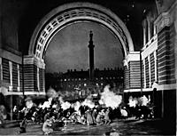 Кадры из фильмов «Ленин в Октябре», «Октябрь»