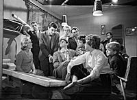 Кадр из фильма «Взрослые дети», (1961). На фото: К
